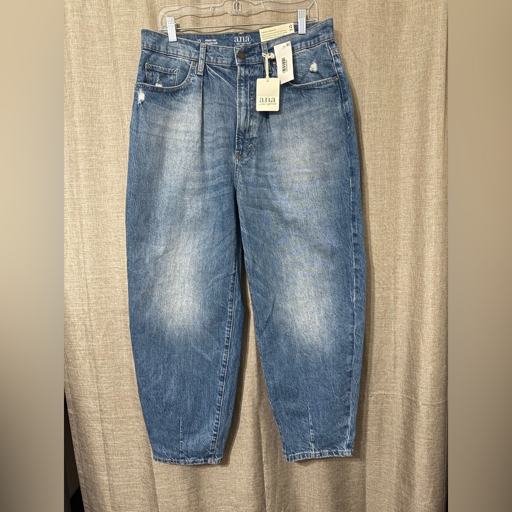 NWT a.n.a HighEST-Rise Balloon Jeans 31/12